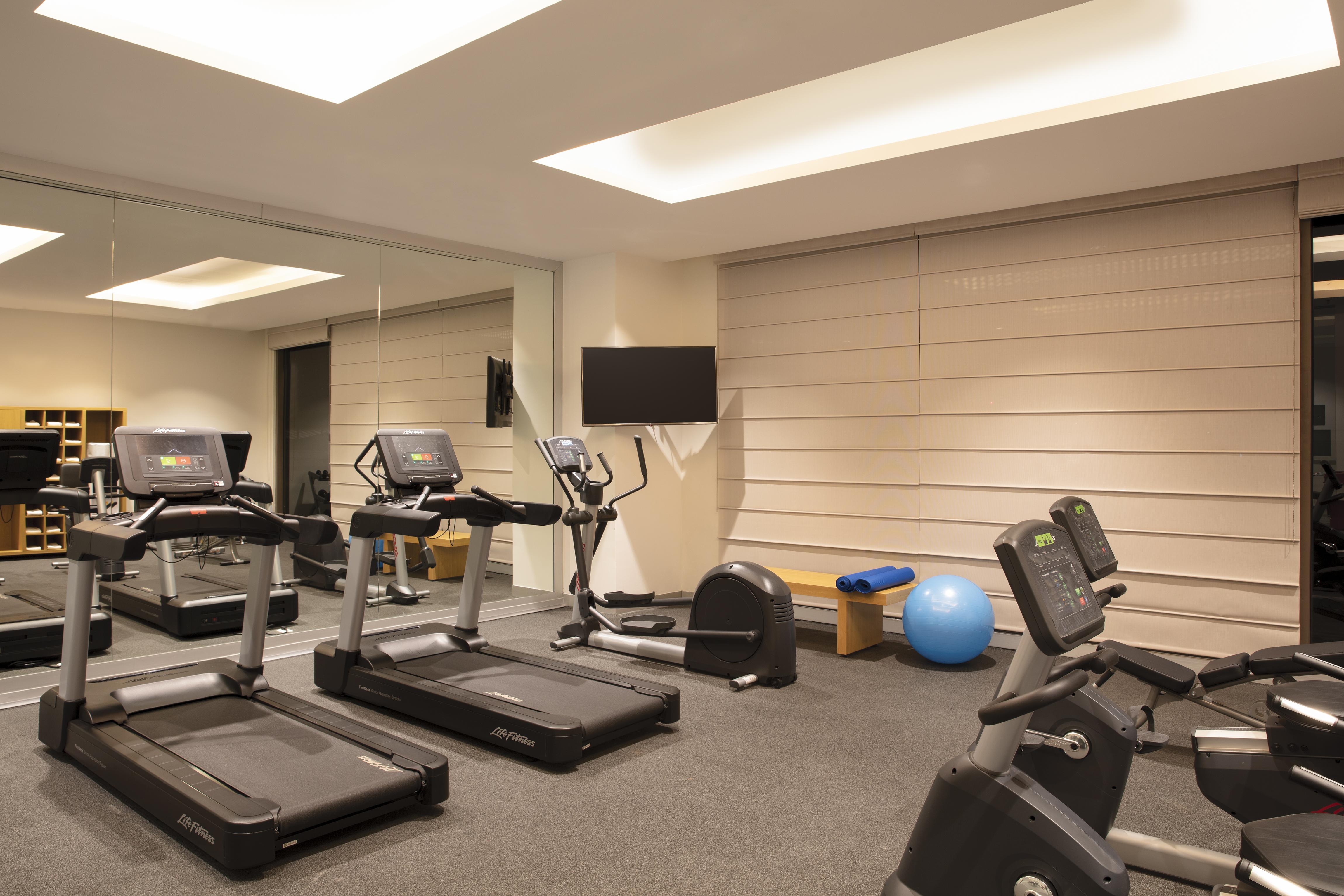 Fiesta Inn Express Puebla Explanada 外观 照片