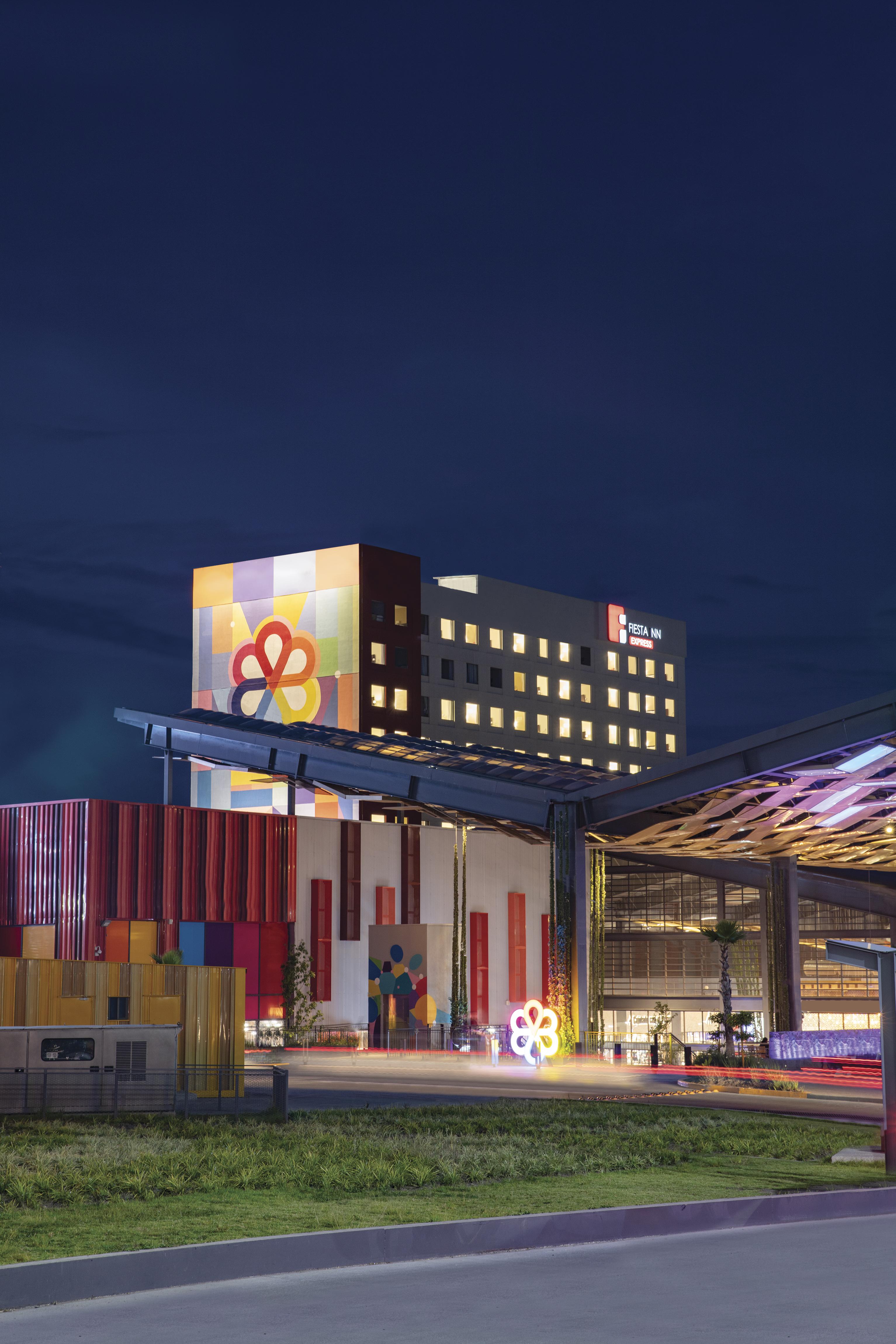 Fiesta Inn Express Puebla Explanada 外观 照片