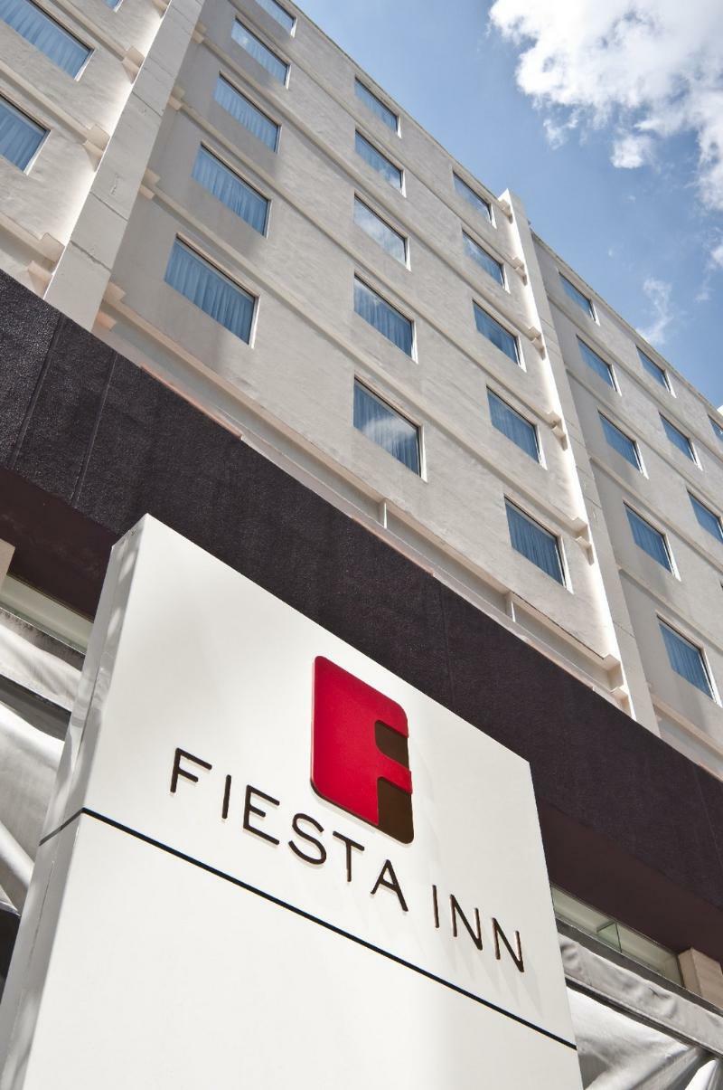 Fiesta Inn Express Puebla Explanada 外观 照片