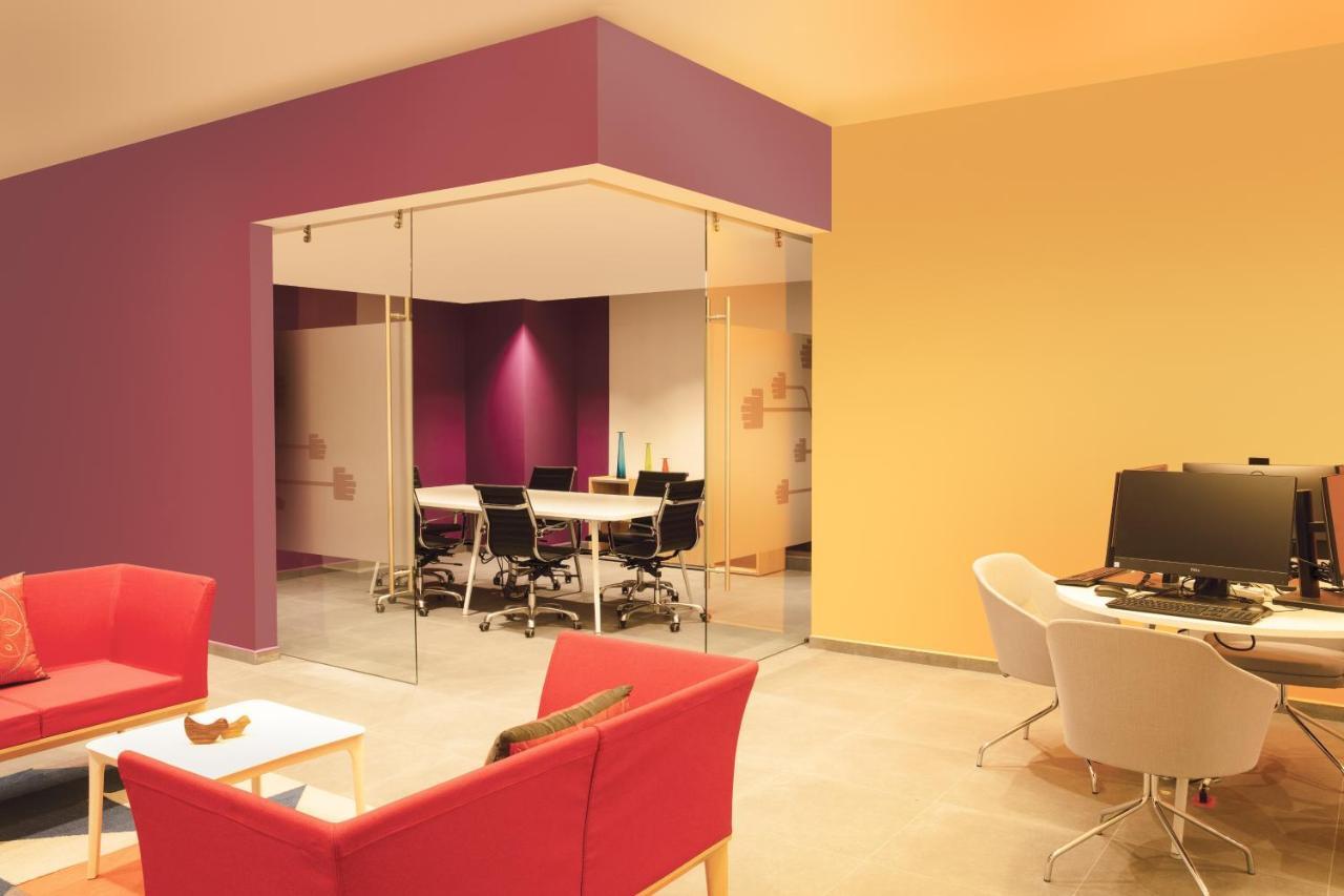 Fiesta Inn Express Puebla Explanada 外观 照片